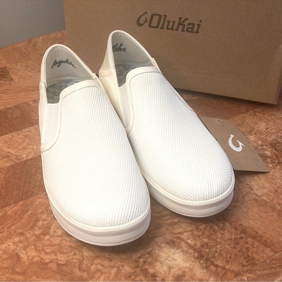 NWT OLUKAI Ki‘ihele Slip-On Sneaker bright white womens size 7 foldable - Picture 5 of 9